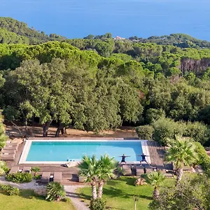 vallegrande.sicilyhotelsitaly.net/